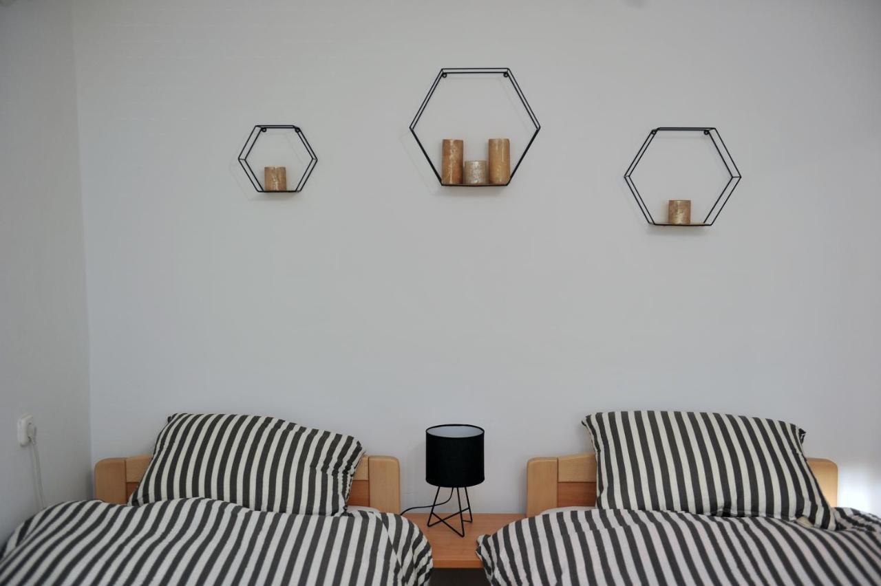 Studio Apartman Bandb Ðakovo Екстериор снимка